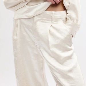 NWT! GAP Wide Leg Satin Trousers NWT